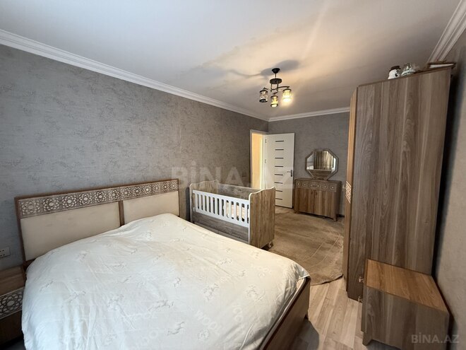 Продаётся 3-комн. вторичка 75 м², м. Нефтчиляр, photo 6 from 14