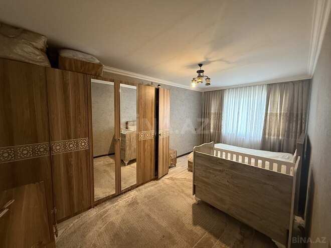 Продаётся 3-комн. вторичка 75 м², м. Нефтчиляр, photo 5 from 14