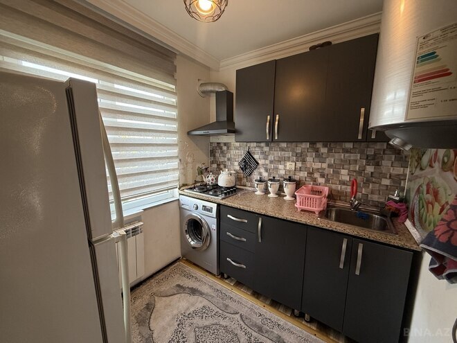 Продаётся 3-комн. вторичка 75 м², м. Нефтчиляр, photo 9 from 14