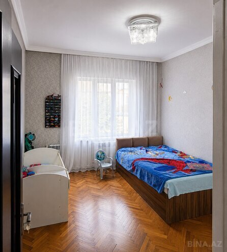 Сдаётся 3-комн. вторичка 75 м², м. Иншаатчылар, photo 7 from 16