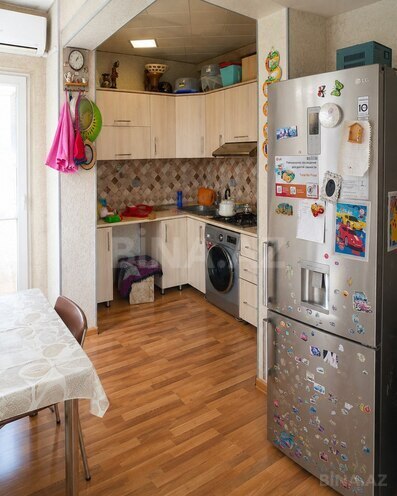 Сдаётся 3-комн. вторичка 75 м², м. Иншаатчылар, photo 9 from 16