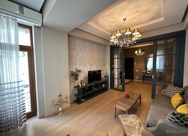 Сдаётся 2-комн. вторичка 80 м², м. Нариман Нариманов, photo 1 from 9