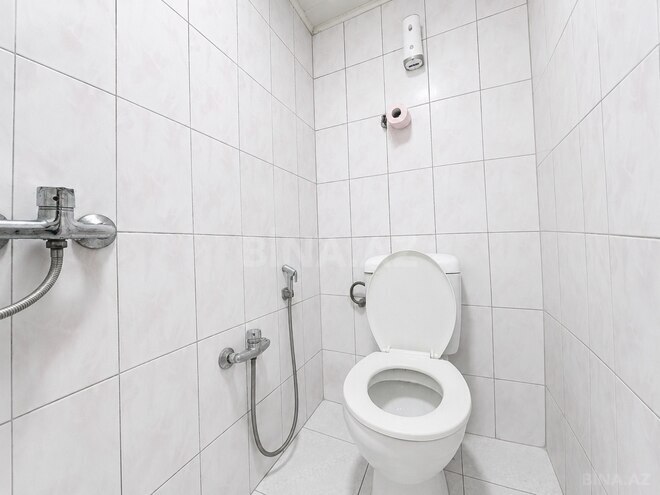Satılır 2 otaqlı köhnə tikili 70 m², Nərimanov r., photo 12 from 14