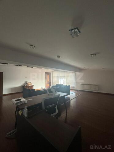 Сдаётся 3-комн. офис 260 м², Насиминский  р., photo 9 from 15