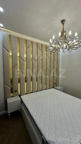 Продаётся 3-комн. новостройка 95 м², м. Кара Караев, photo 13 from 18