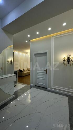 Продаётся 3-комн. новостройка 95 м², м. Кара Караев, photo 9 from 18
