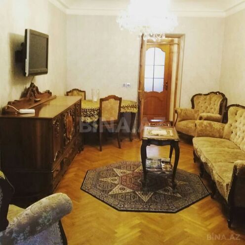 Сдаётся 3-комн. вторичка 60 м², м. 28 мая, photo 1 from 7