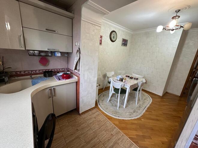Продаётся 3-комн. вторичка 80 м², м. Нариман Нариманов, photo 4 from 14