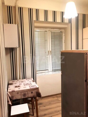 Satılır 2 otaqlı köhnə tikili 45 m², Nizami m., photo 8 from 11