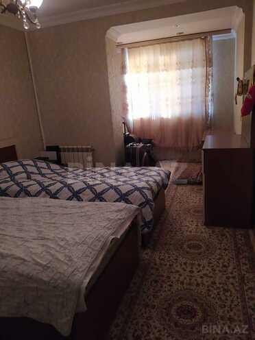 Продаётся 2-комн. вторичка 57 м², м. Нефтчиляр, photo 6 from 9
