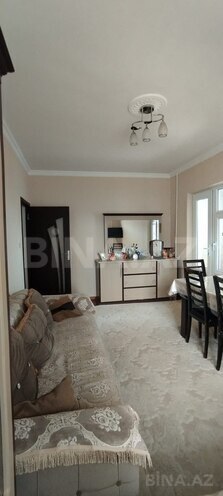 Satılır 3 otaqlı köhnə tikili 65 m², Xalqlar Dostluğu m., photo 1 from 13