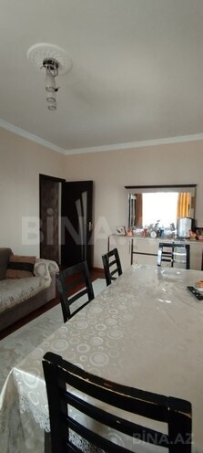 Satılır 3 otaqlı köhnə tikili 65 m², Xalqlar Dostluğu m., photo 3 from 13