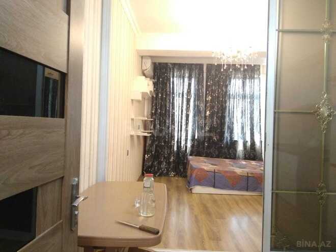 Satılır 2 otaqlı köhnə tikili 65 m², Nizami m., photo 14 from 21