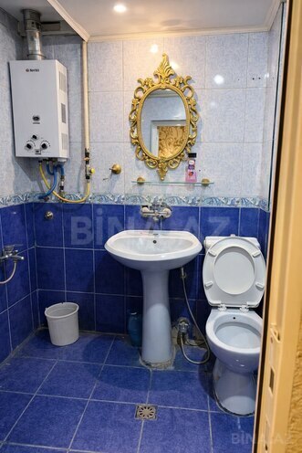 Satılır 3 otaqlı köhnə tikili 70 m², Nizami m., photo 12 from 13