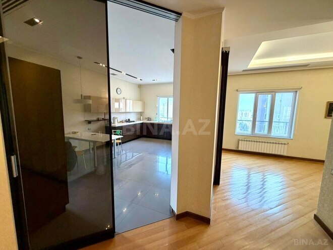 Satılır 5 otaqlı yeni tikili 380 m², 28 May m., photo 19 from 30