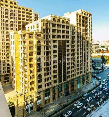 Продаётся 4-комн. новостройка 232 м², м. 28 мая, photo 1 from 9