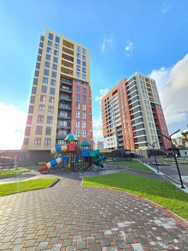 Сдаётся 2-комн. новостройка 70 м², м. Кара Караев, photo 1 from 17