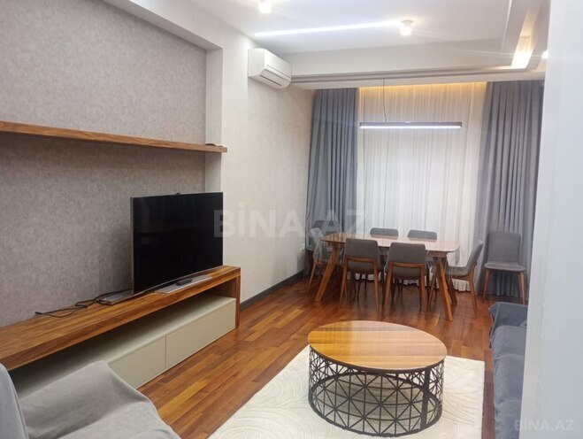 Сдаётся 3-комн. новостройка 140 м², м. 8 ноября, photo 1 from 23