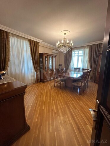 Продаётся 3-комн. новостройка 134 м², м. Кара Караев, photo 4 from 13