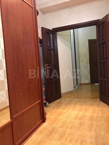 Продаётся 3-комн. новостройка 134 м², м. Кара Караев, photo 10 from 13