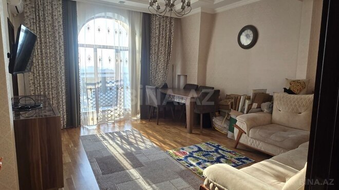 Сдаётся 3-комн. новостройка 80 м², м. Кара Караев, photo 1 from 13