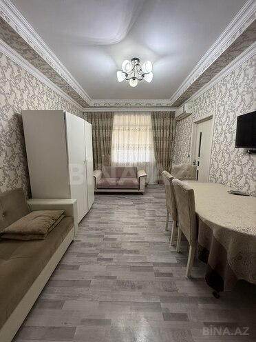 Продаётся 1-комн. вторичка 37 м², м. Мемар Аджеми, photo 1 from 13
