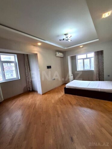 Satılır 1 otaqlı köhnə tikili 48 m², Gənclik m., photo 1 from 9