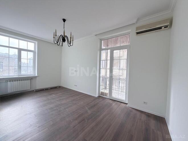 İcarəyə verilir 2 otaqlı köhnə tikili 60 m², İçəri Şəhər m., photo 1 from 18