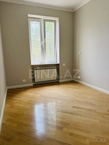 Продаётся 3-комн. вторичка 105 м², м. 28 мая, photo 13 from 29