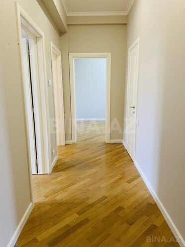 Продаётся 3-комн. вторичка 105 м², м. 28 мая, photo 17 from 29