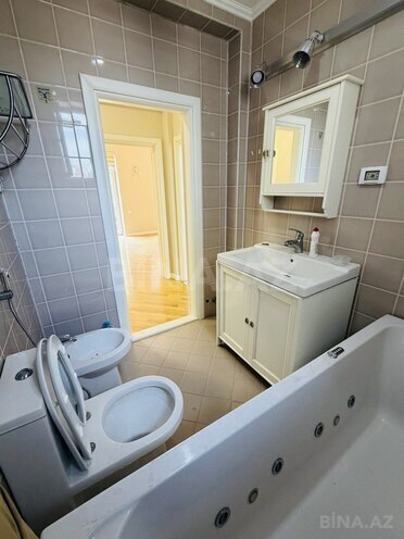 Продаётся 3-комн. вторичка 105 м², м. 28 мая, photo 24 from 29