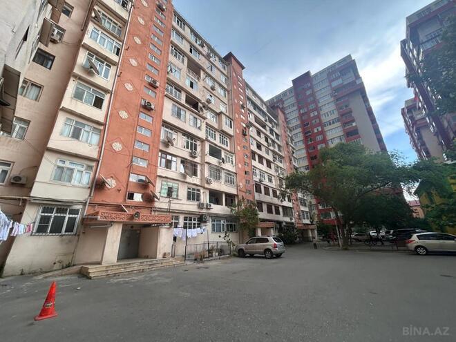 Продаётся 4-комн. вторичка 105 м², м. Нефтчиляр, photo 3 from 25