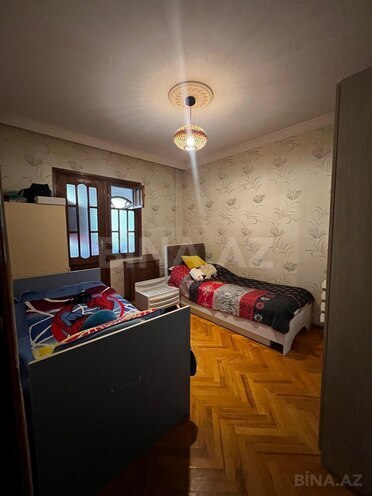 Satılır 4 otaqlı köhnə tikili 130 m², Yasamal q., photo 10 from 16