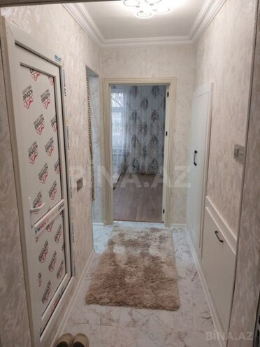 Продаётся 2-комн. вторичка 40 м², м. Элмляр Академиясы, photo 4 from 11