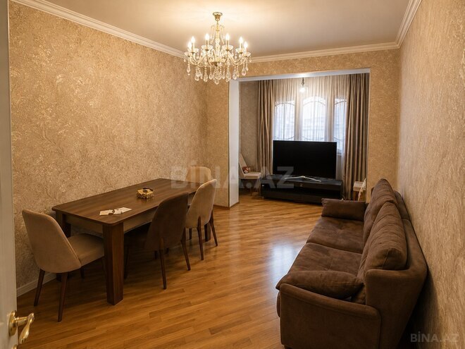 Сдаётся 3-комн. вторичка 85 м², пос. 8-й мкр, photo 1 from 17