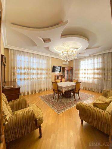 İcarəyə verilir 3 otaqlı yeni tikili 130 m², İnşaatçılar m., photo 1 from 19