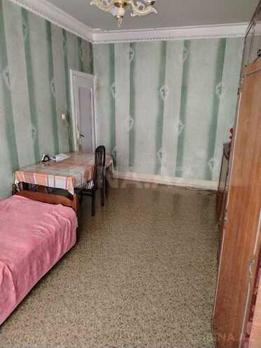 Продаётся 5-комн. вторичка 125 м², Хатаинский р., photo 4 from 17