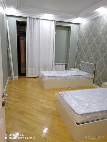 Сдаётся 3-комн. новостройка 148 м², м. 8 ноября, photo 13 from 28