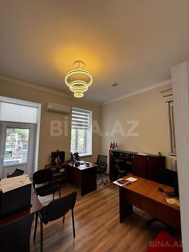 Сдаётся 3-комн. офис 110 м², м. Ичеришехер, photo 1 from 14