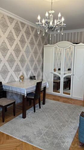 Satılır 2 otaqlı köhnə tikili 58 m², Nəsimi m., photo 4 from 9