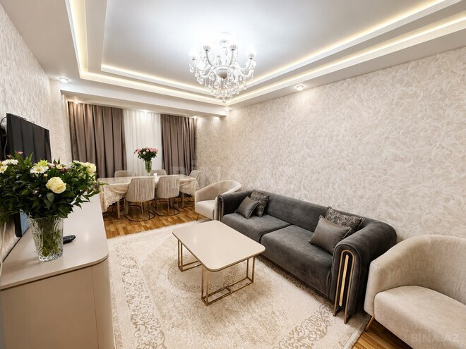 Satılır 3 otaqlı yeni tikili 96 m², İnşaatçılar m., photo 1 from 17