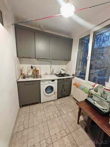 Продаётся 2-комн. вторичка 40 м², м. Элмляр Академиясы, photo 4 from 6