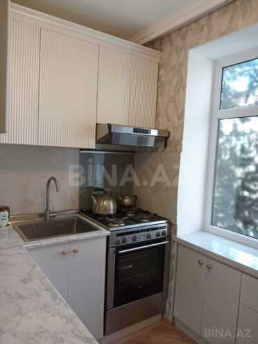 Продаётся 3-комн. вторичка 85 м², м. Нефтчиляр, photo 8 from 12