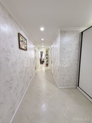 Продаётся 4-комн. вторичка 130 м², м. Ази Асланов, photo 20 from 29
