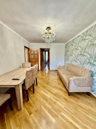 İcarəyə verilir 3 otaqlı köhnə tikili 90 m², Qara Qarayev m., photo 3 from 14