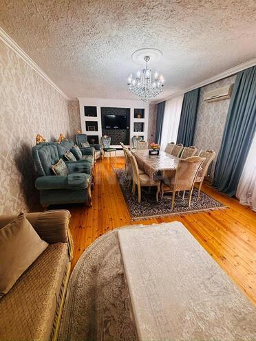 Satılır 8 otaqlı həyət evi/bağ evi 250 m², Badamdar q., photo 3 from 13