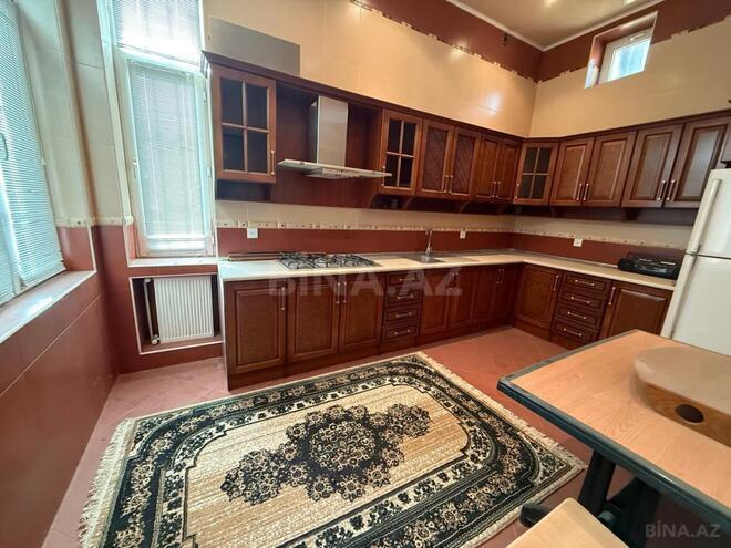 Satılır 15 otaqlı həyət evi/bağ evi 2 000 m², Qaraçuxur q., photo 19 from 32