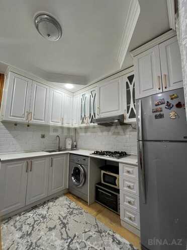 Satılır 5 otaqlı köhnə tikili 110 m², Xalqlar Dostluğu m., photo 14 from 16