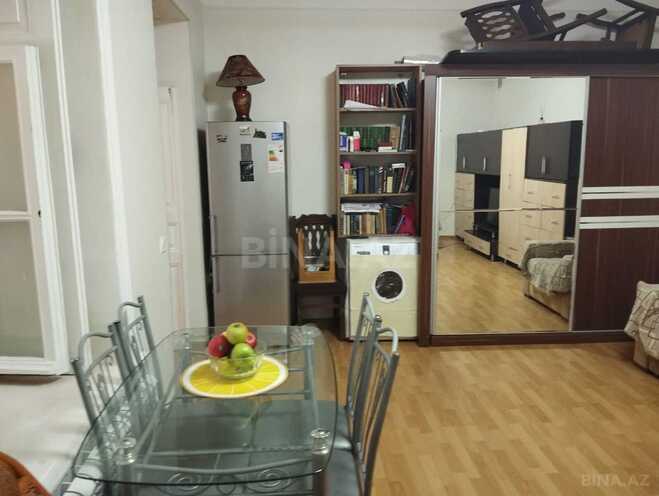 Satılır 2 otaqlı köhnə tikili 40 m², Sahil m., photo 5 from 16