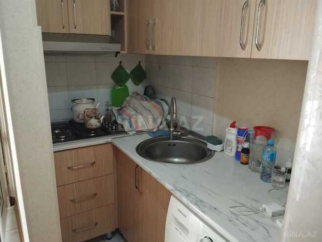 Satılır 2 otaqlı köhnə tikili 40 m², Sahil m., photo 10 from 16